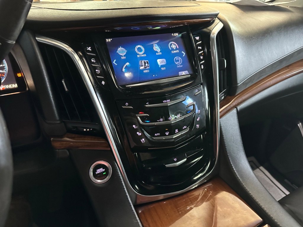 Used 2015 Cadillac Escalade ESV Premium AWD/4WD image 9