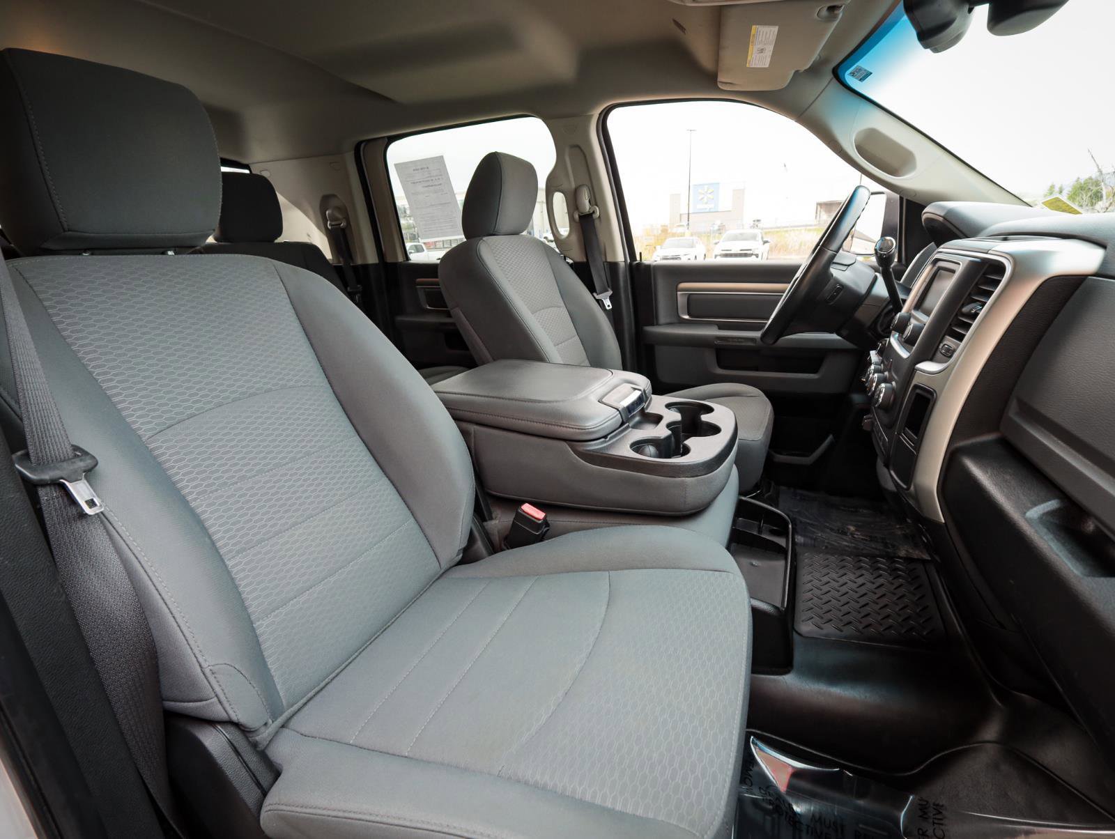 Used 2017 RAM 2500 SLT w/ Luxury Group AWD/4WD image 23