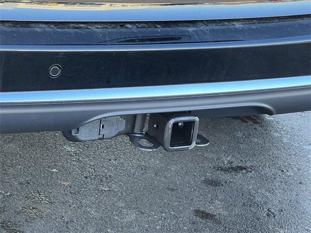 New 2026 Chrysler Pacifica Limited w/ Uconnect Theater Family Group image 9