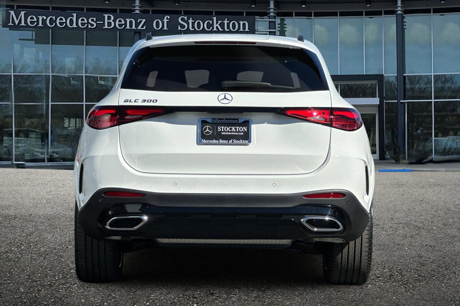 New 2026 Mercedes-Benz GLC 300 image 5