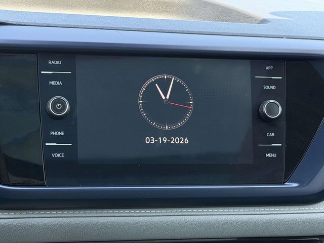 Used 2023 Volkswagen Taos SE w/ Panoramic Sunroof Package image 15