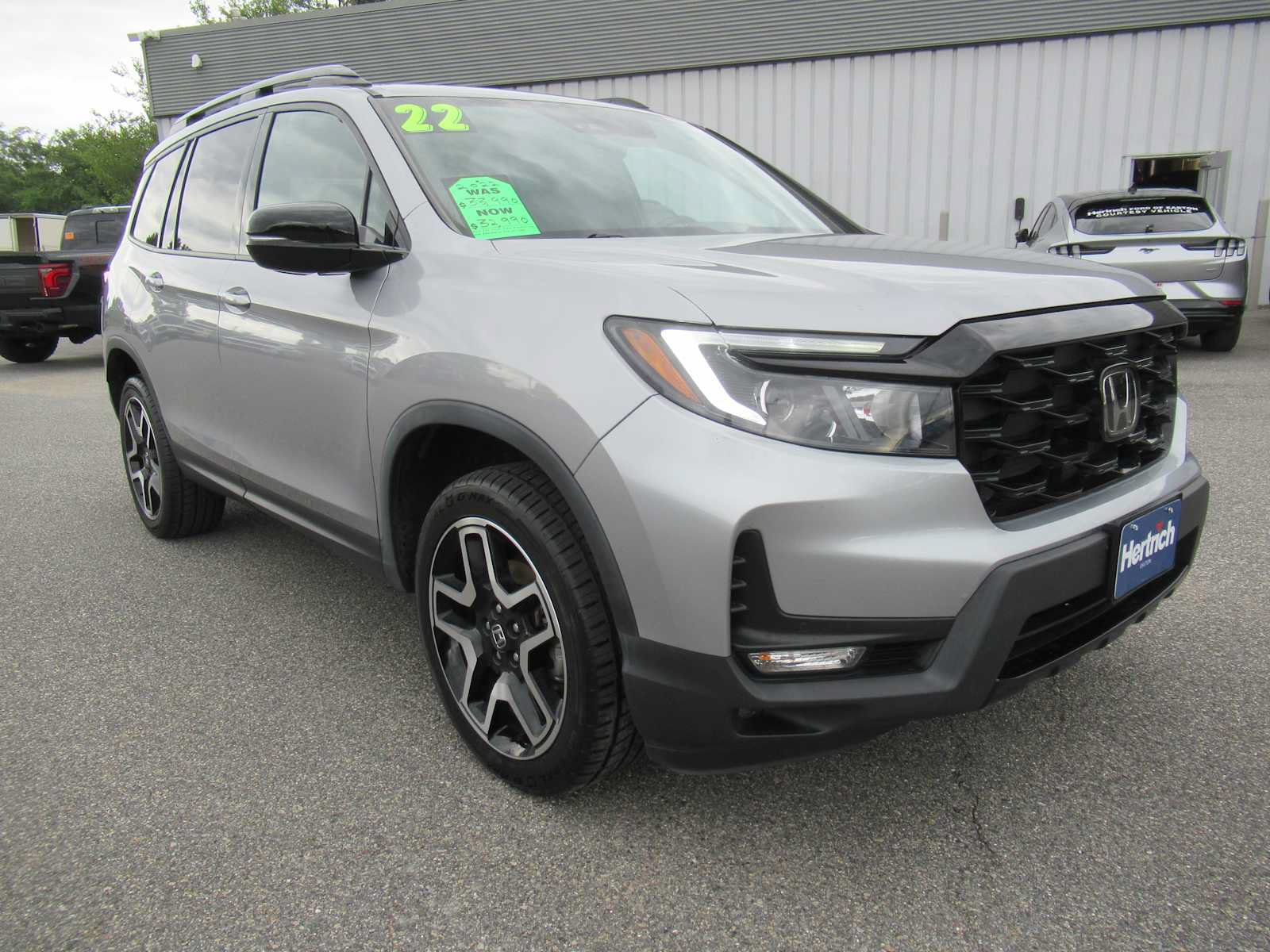 Used 2022 Honda Passport Elite image 3