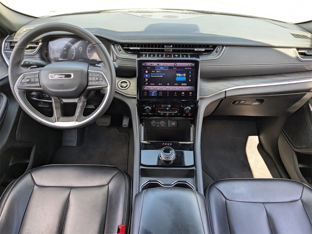 Used 2024 Jeep Grand Cherokee Limited image 15