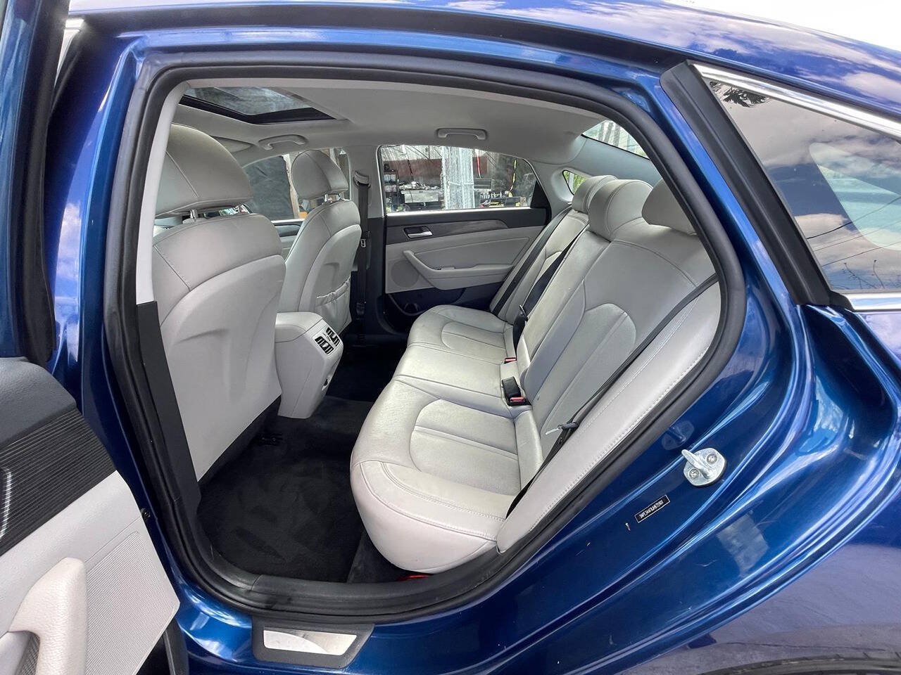 Used 2018 Hyundai Sonata Limited FWD image 18