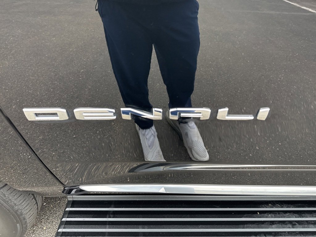 Certified 2022 GMC Yukon Denali w/ Denali Premium Package image 30