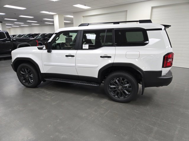 New 2027 Toyota Land Cruiser AWD/4WD image 3