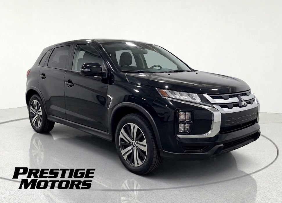 Used 2024 Mitsubishi Outlander Sport SE AWD/4WD image 1