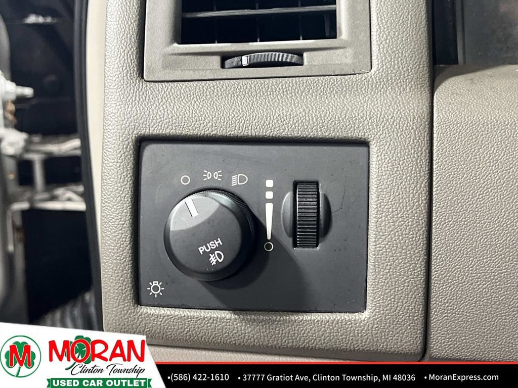 Used 2008 Chrysler 300 Touring image 23