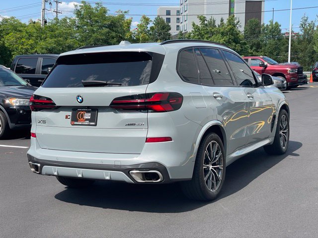 Certified 2024 BMW X5 xDrive40i w/ M Sport Package AWD/4WD image 4