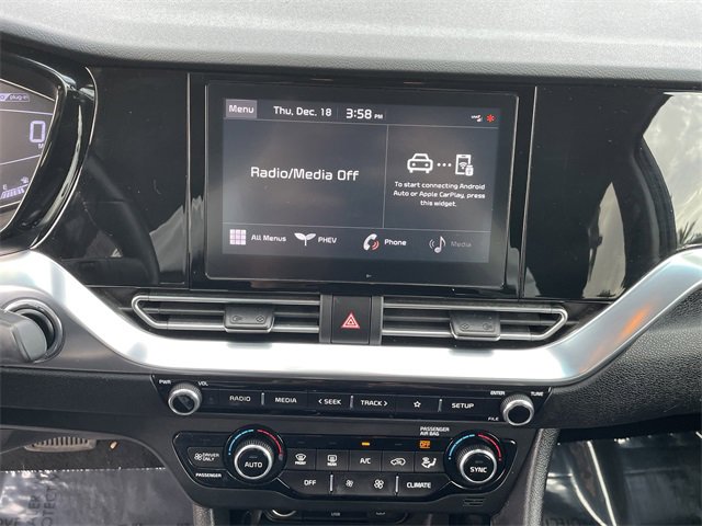 Certified 2022 Kia Niro EX image 18