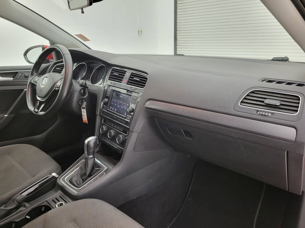 Used 2018 Volkswagen Golf S FWD image 30