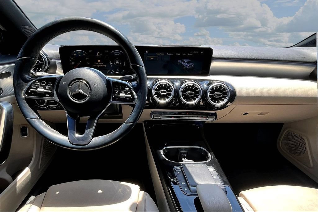Used 2022 Mercedes-Benz A 220 w/ Premium Package Lite image 7