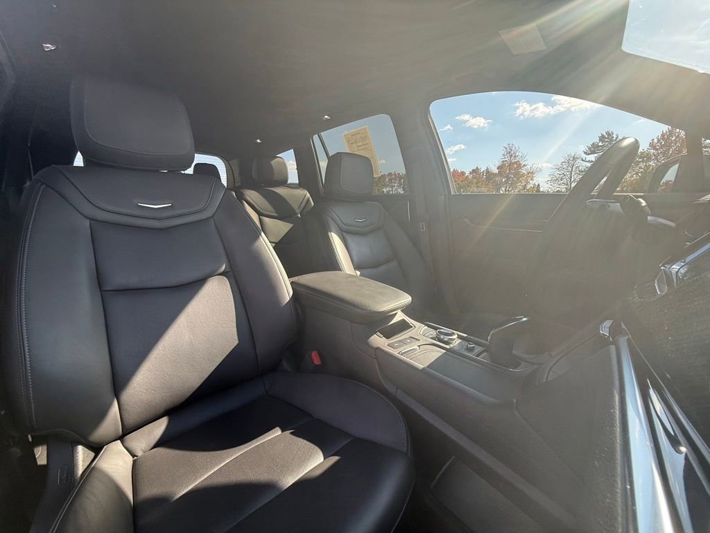 Certified 2025 Cadillac XT6 Premium Luxury image 22
