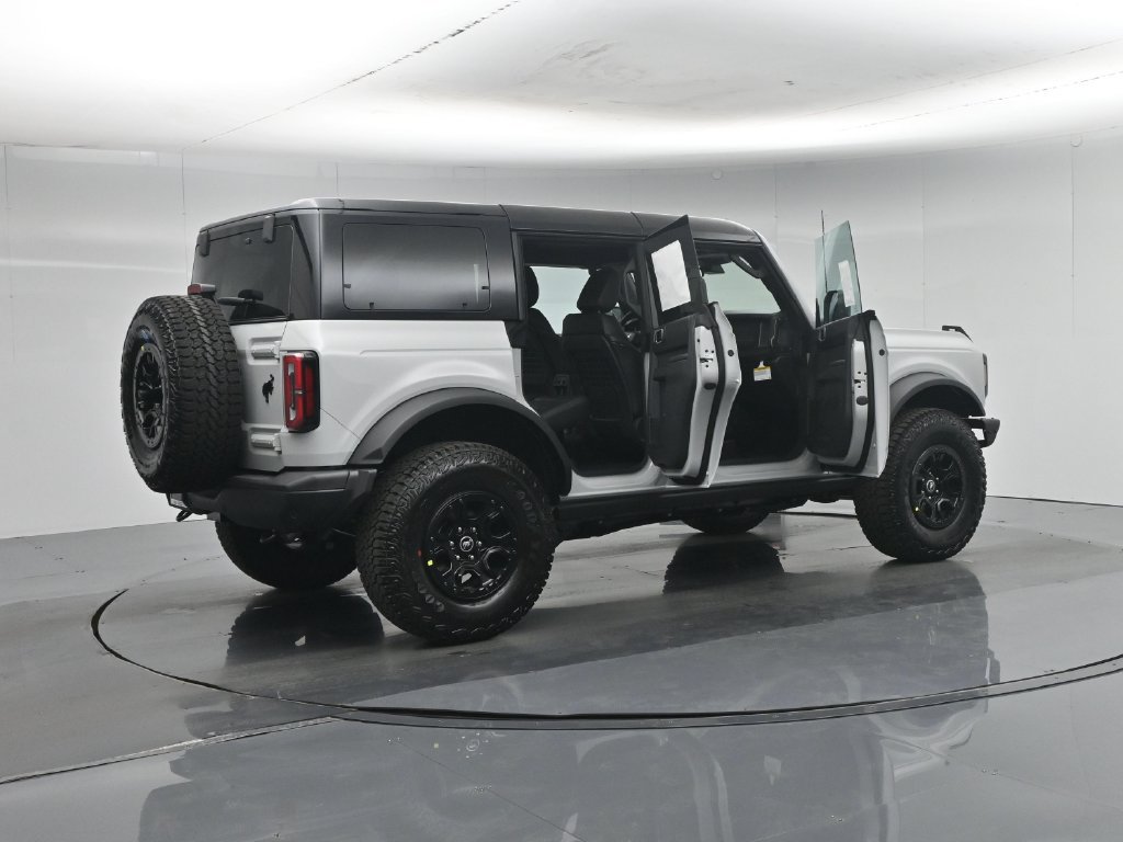 New 2026 Ford Bronco Badlands w/ Wildtrak Package AWD/4WD image 5
