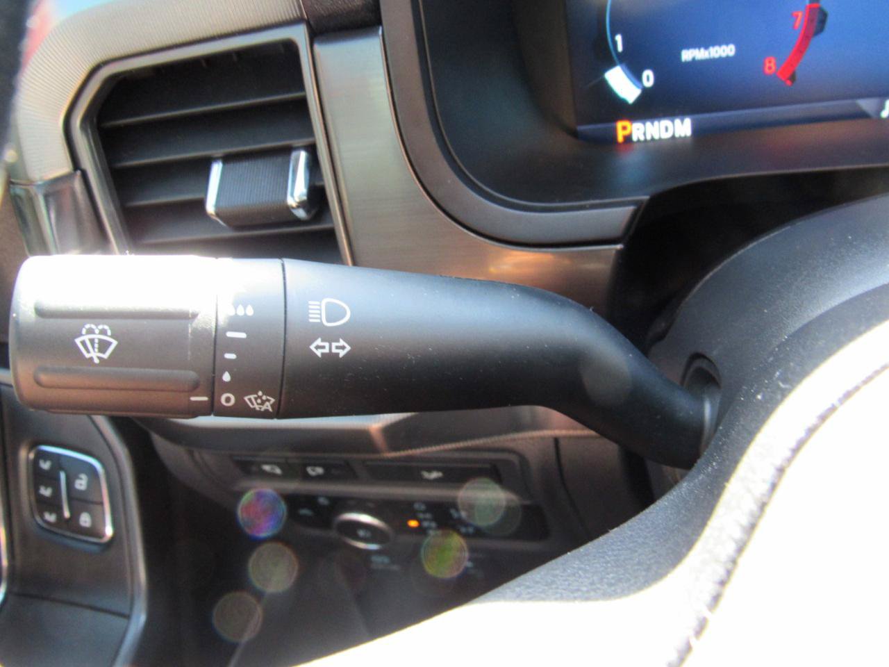 Used 2024 Ford F150 Lariat AWD/4WD image 24