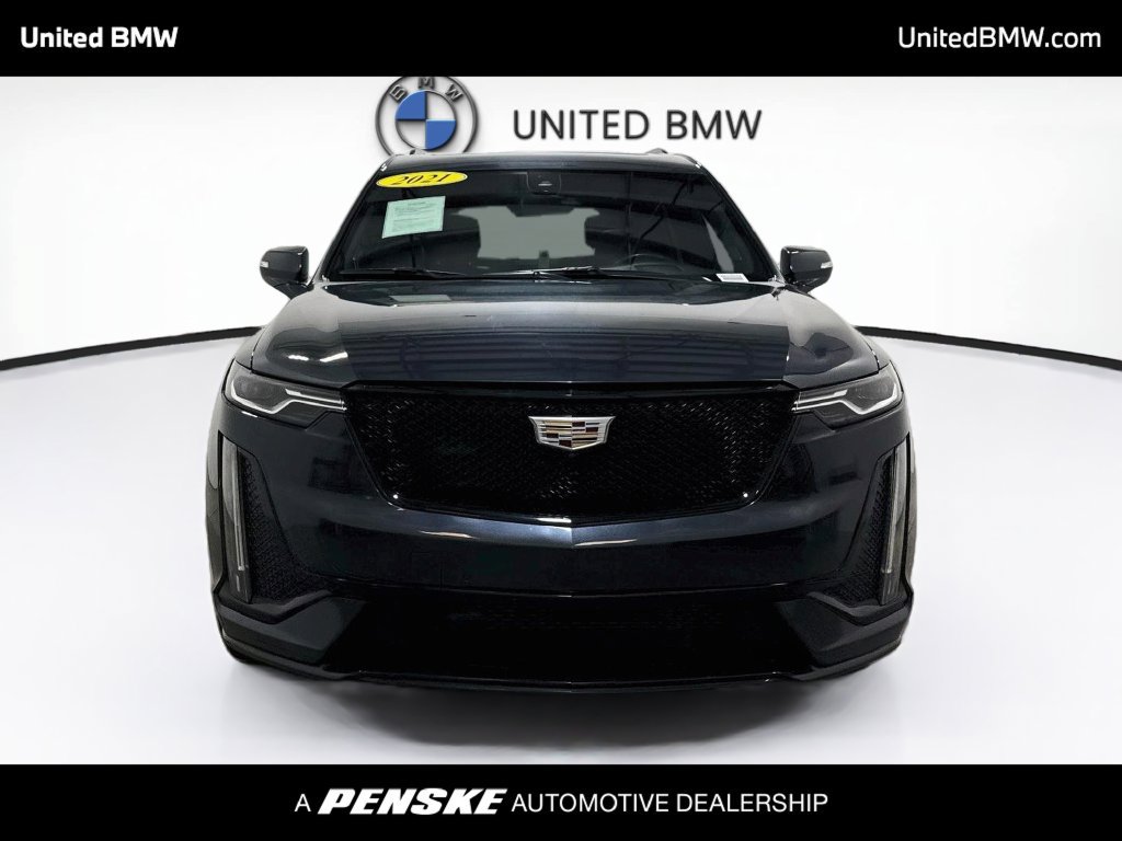 Used 2021 Cadillac XT6 Sport w/ LPO, ONYX Package AWD/4WD image 2