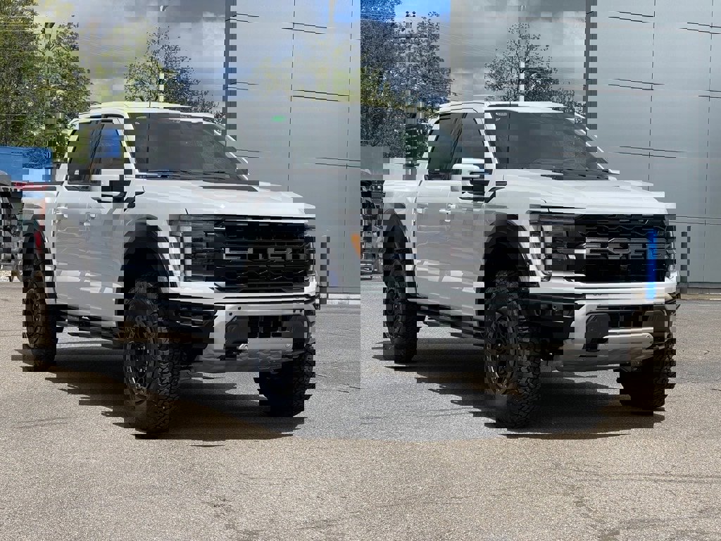 New 2025 Ford F150 Raptor video 1