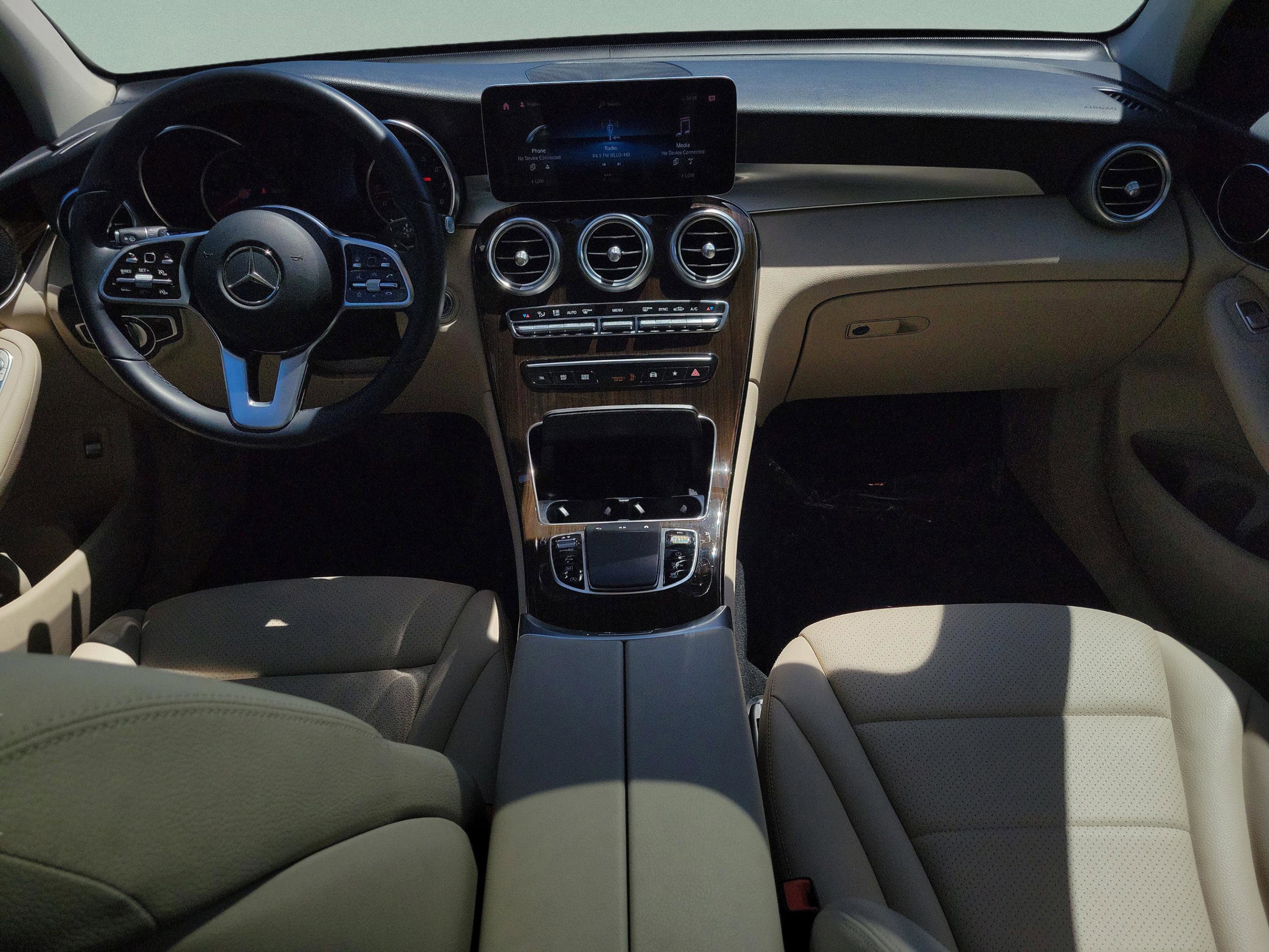 Certified 2022 Mercedes-Benz GLC 300 w/ Premium Package Lite image 11