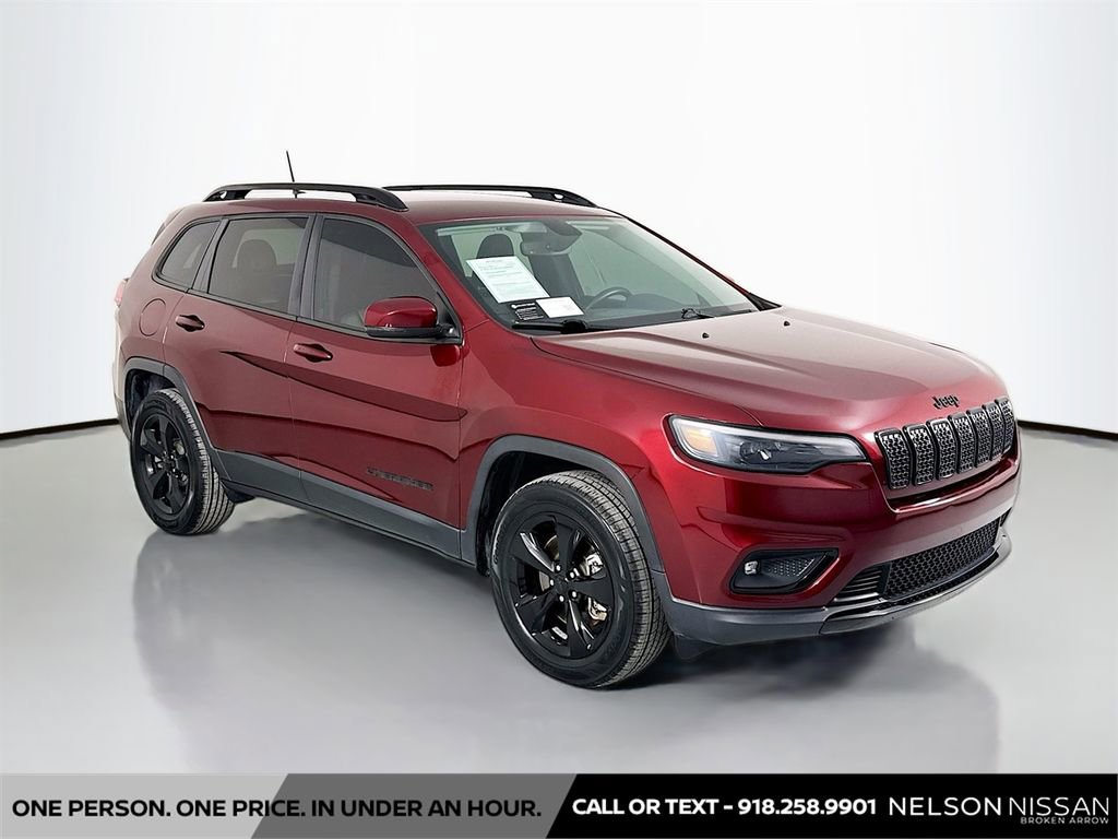 Used 2019 Jeep Cherokee Latitude Plus image 3