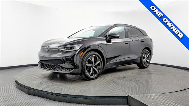 Used 2023 Volkswagen ID.4 Pro image 2