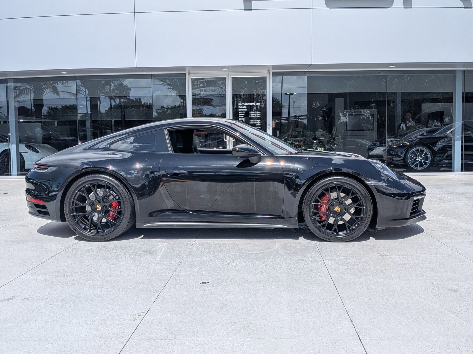 Used 2021 Porsche 911 Carrera RWD image 8