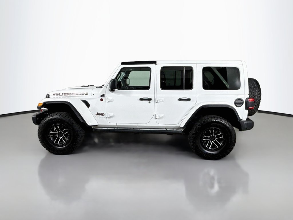 Used 2024 Jeep Wrangler Unlimited Rubicon AWD/4WD image 8