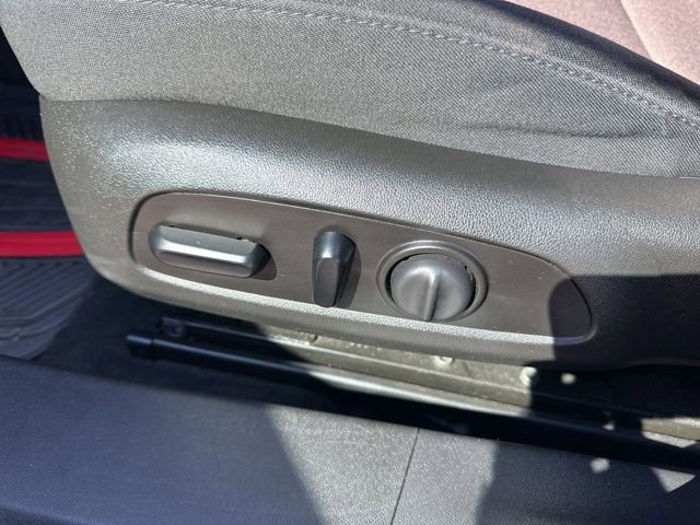 Used 2021 Chevrolet Malibu RS image 11