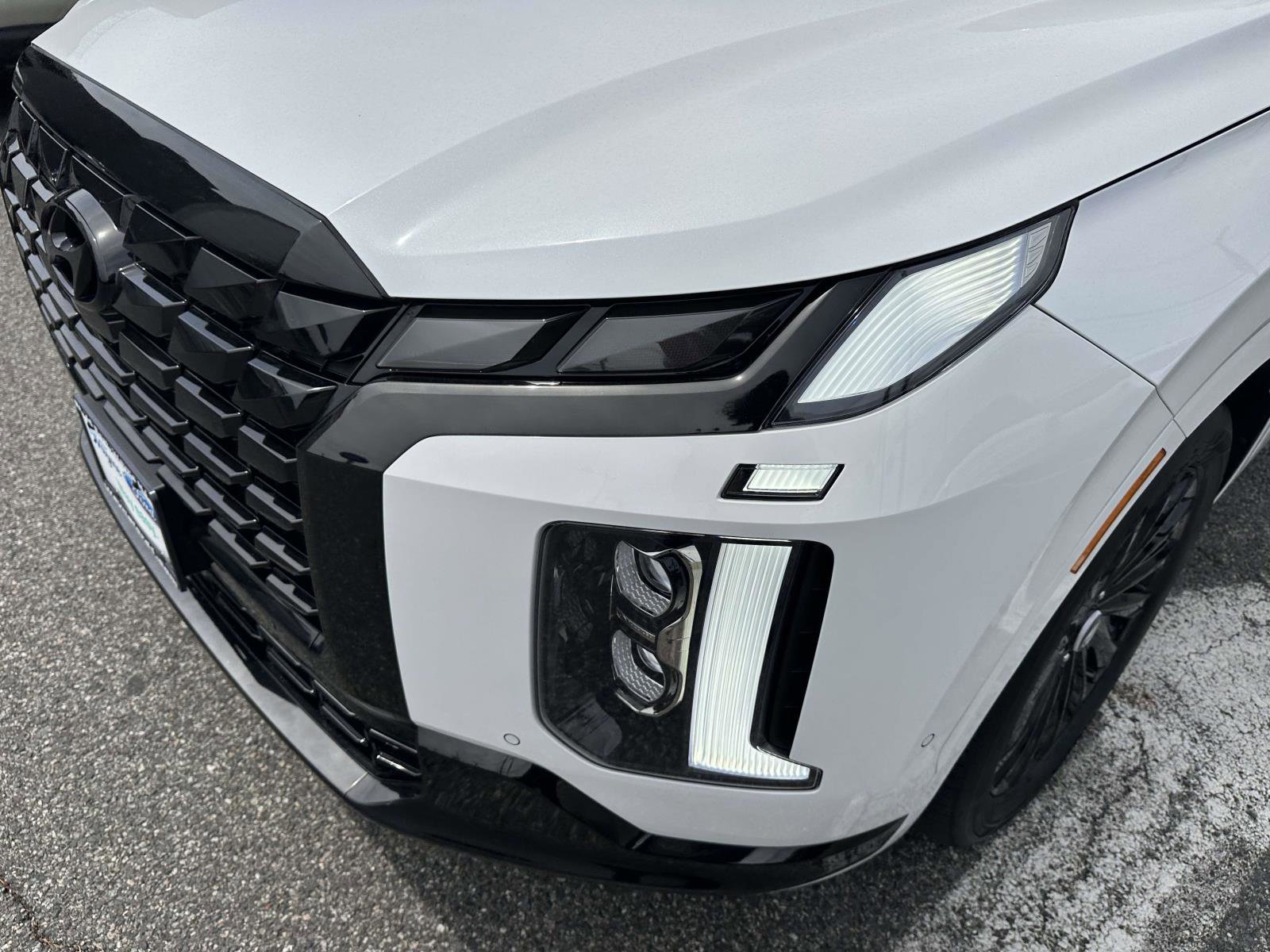 Used 2024 Hyundai Palisade Calligraphy AWD/4WD image 9