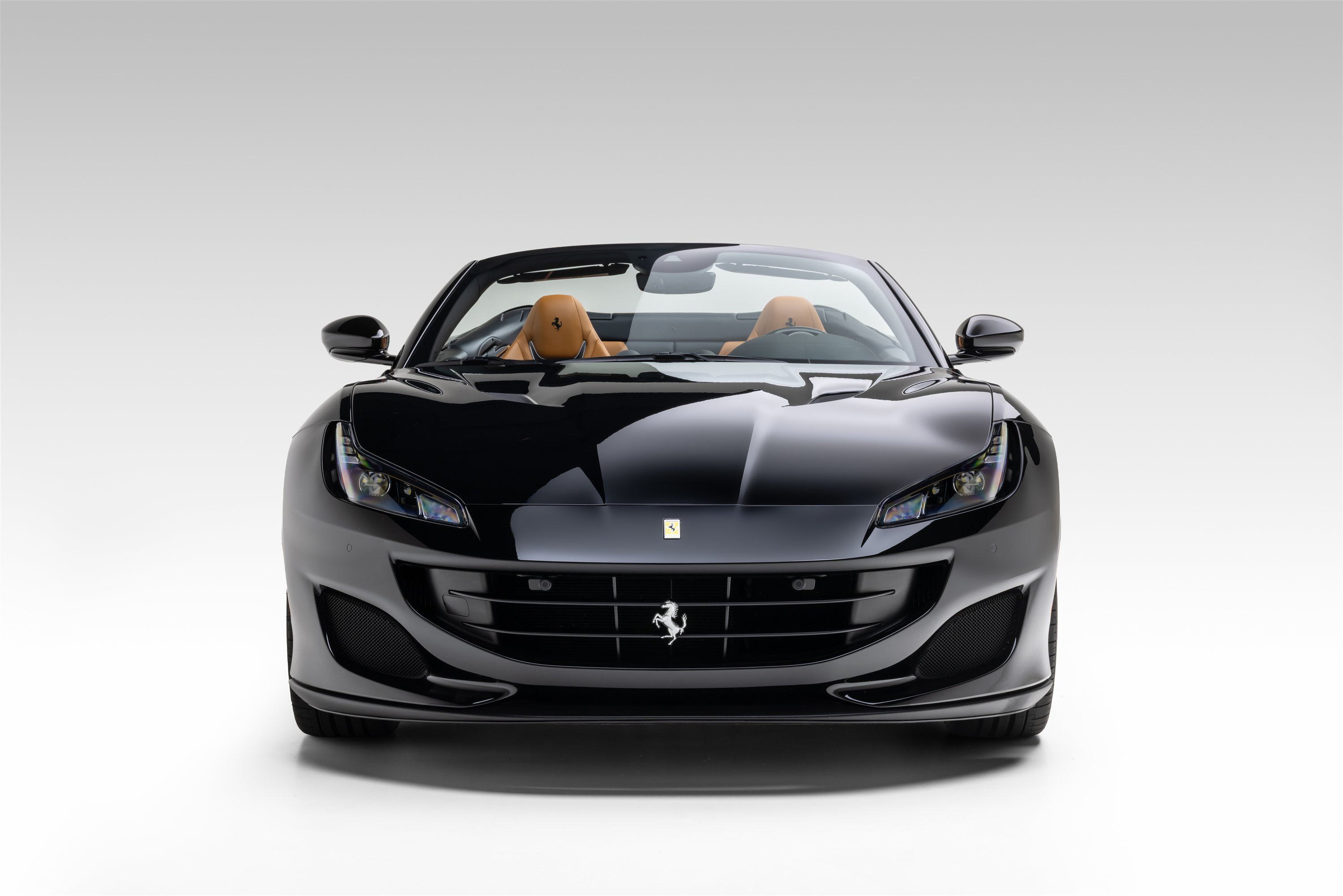 Used 2020 Ferrari Portofino RWD image 6