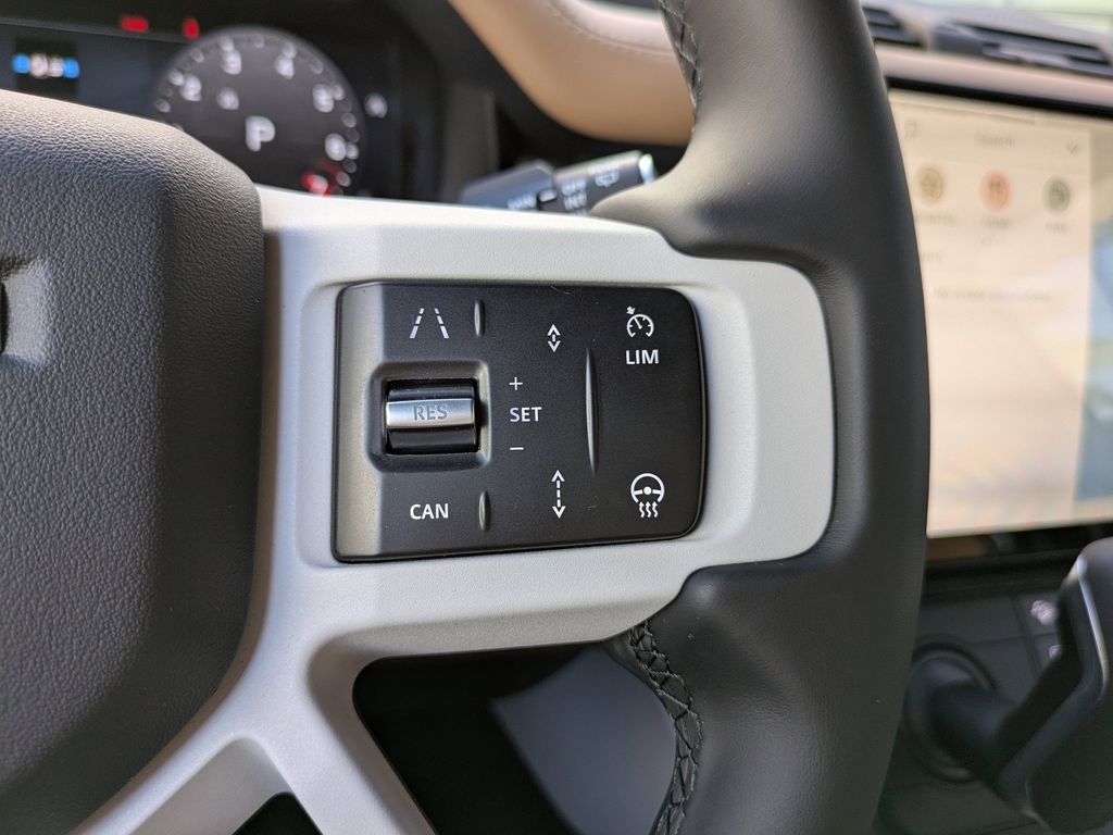 New 2026 Land Rover Defender 110 X-Dynamic SE image 30