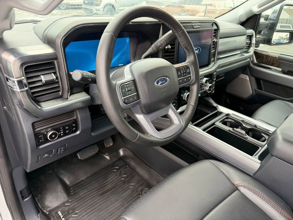 Used 2025 Ford F250 Lariat w/ Chrome Package image 20