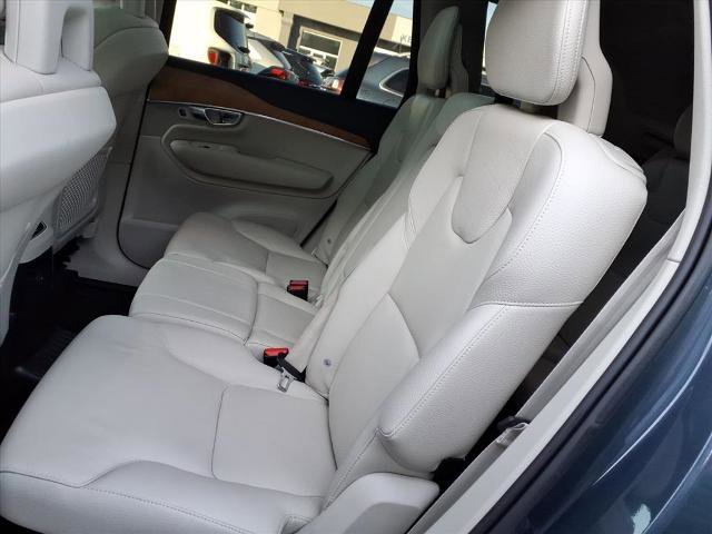 Used 2022 Volvo XC90 T8 Inscription Expression w/ Advanced Package image 11