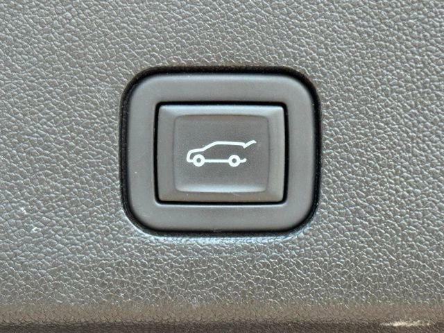 Certified 2024 Cadillac XT6 Premium Luxury w/ Platinum Package image 38