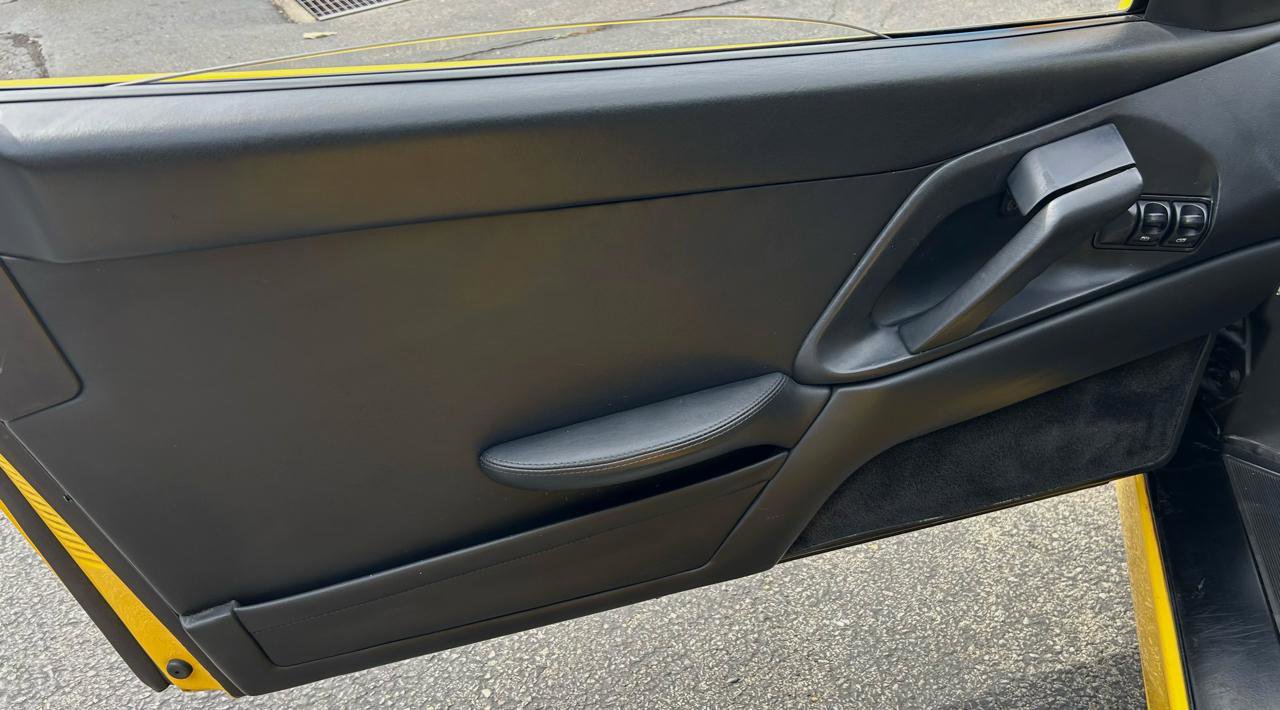 Used 1999 Ferrari F355 Spider image 18