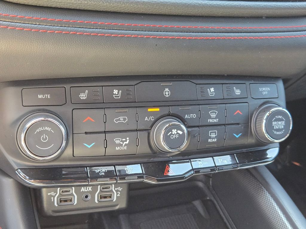 Used 2024 Dodge Durango R/T AWD/4WD image 29