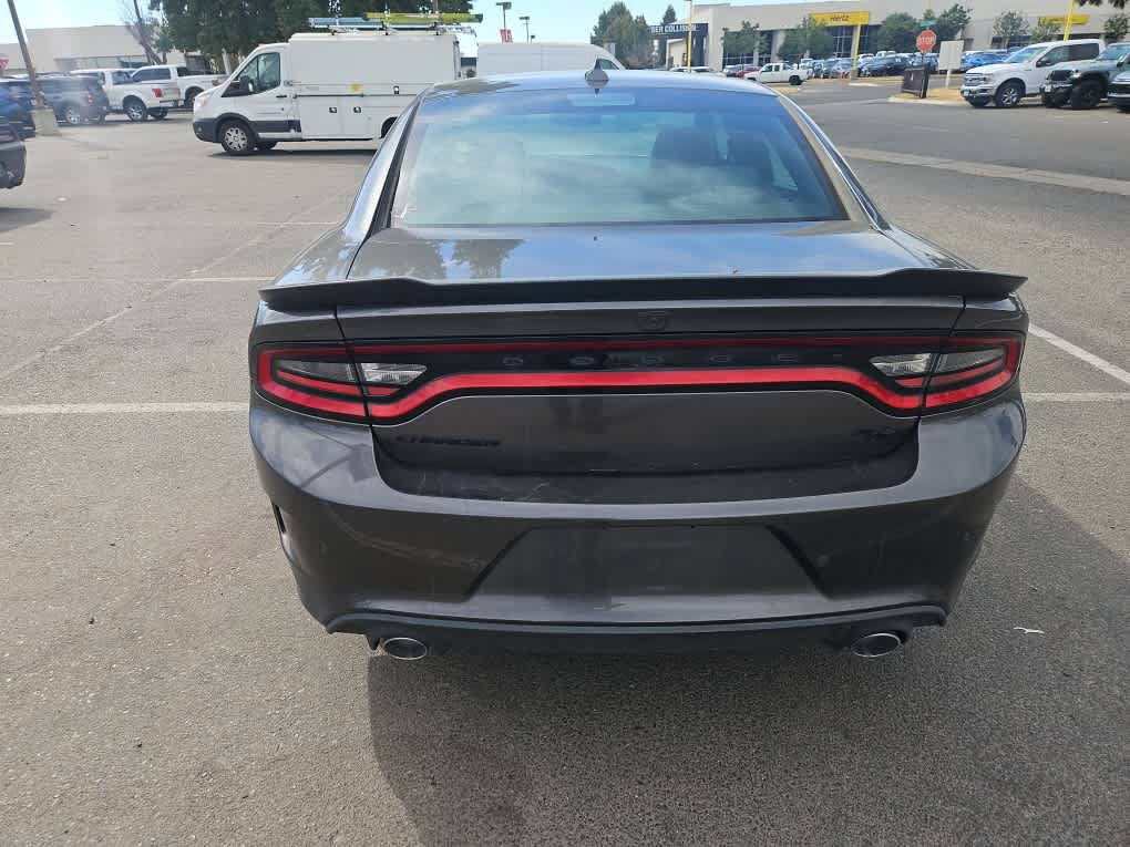 Used 2022 Dodge Charger R/T w/ Plus Group RWD image 7