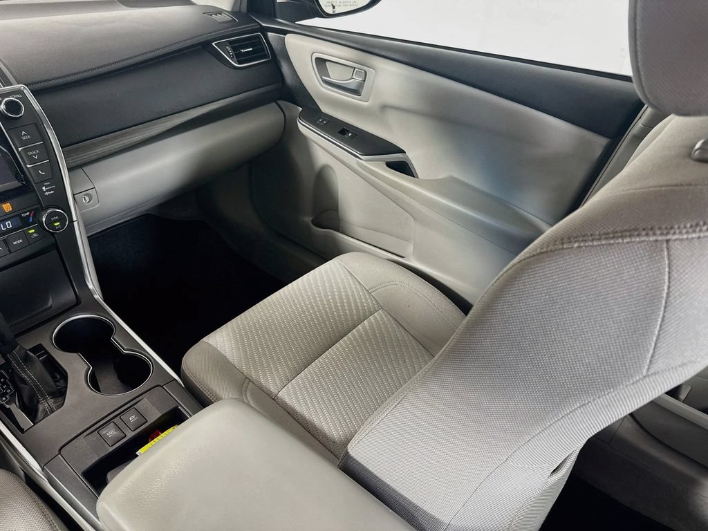 Certified 2017 Toyota Camry LE FWD image 21