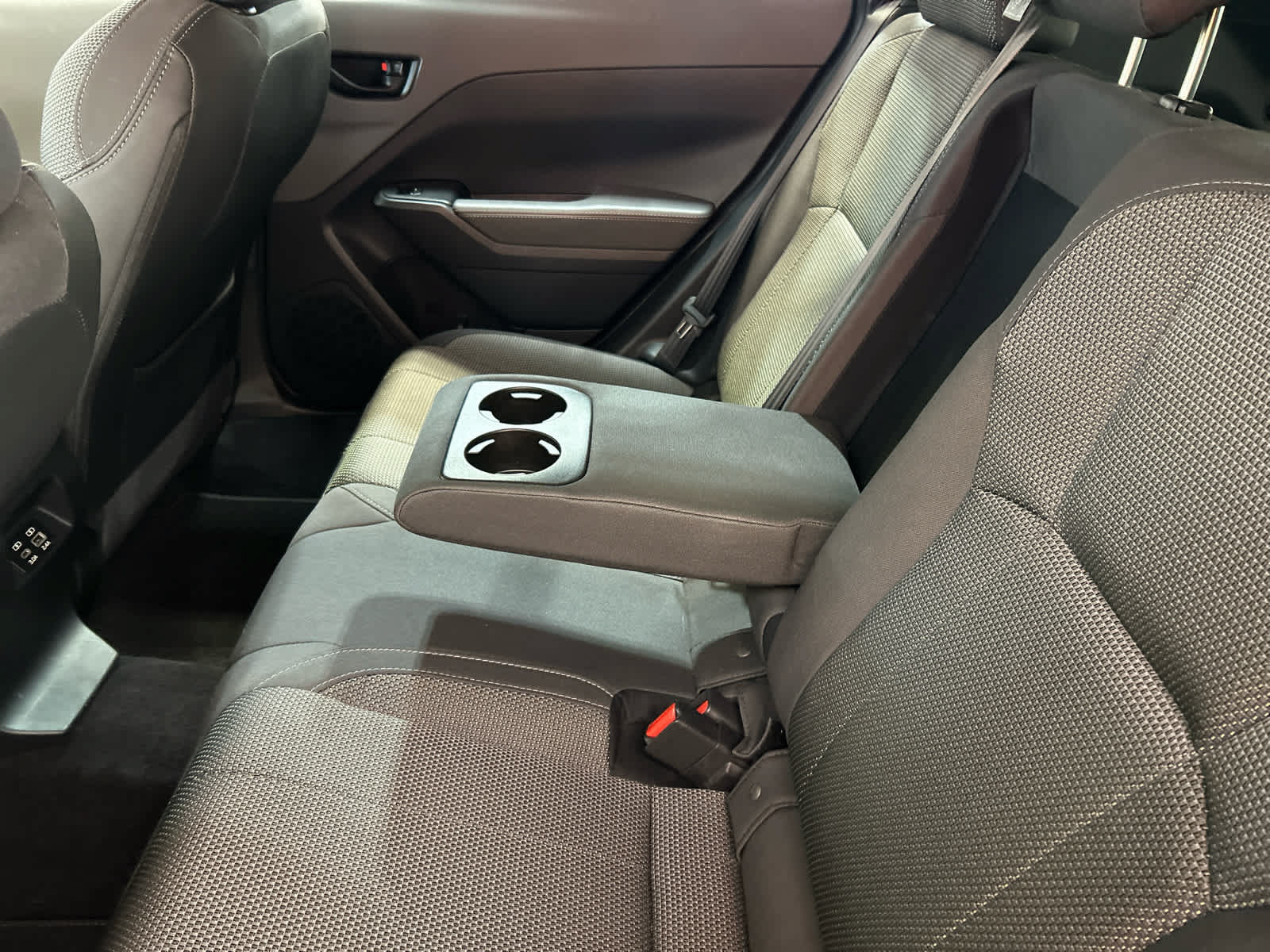 Used 2024 Subaru Crosstrek 2.0i Premium AWD/4WD image 5