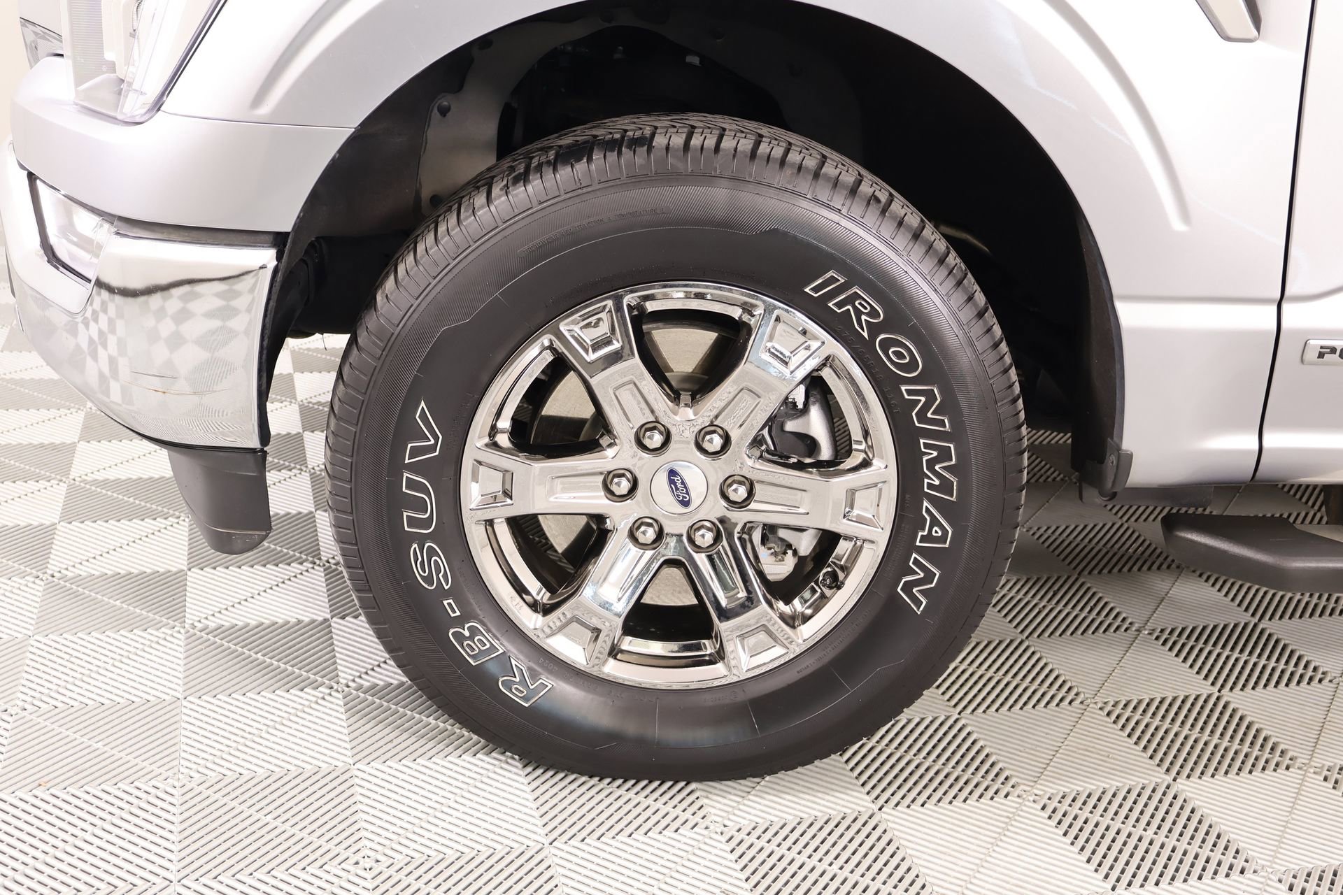 Used 2022 Ford F150 XLT w/ Equipment Group 302A High image 17