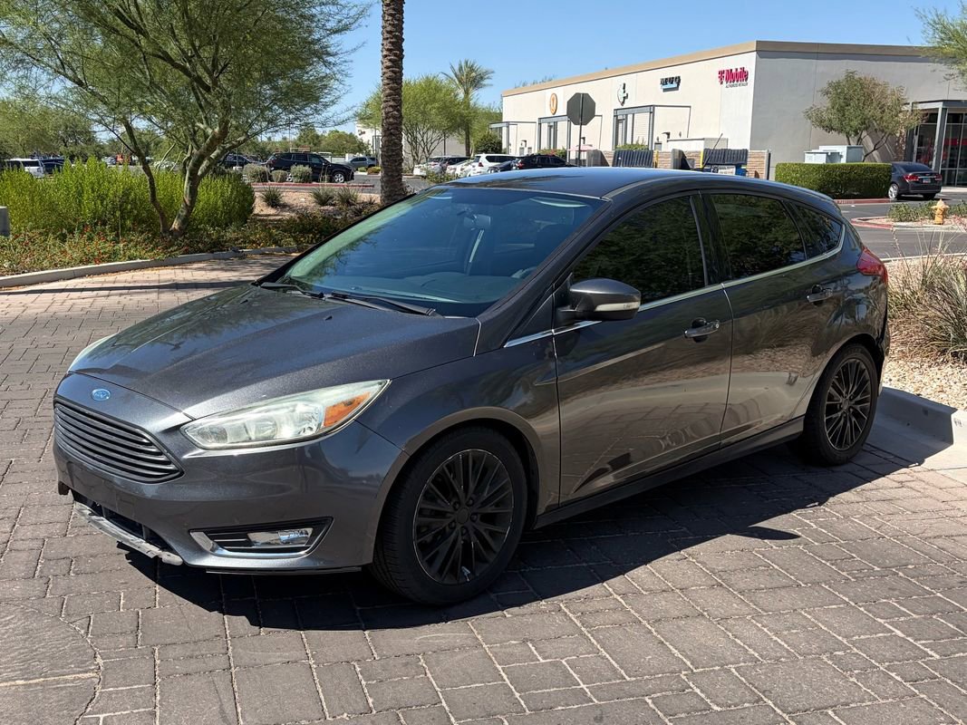 Used 2015 Ford Focus Titanium FWD image 6