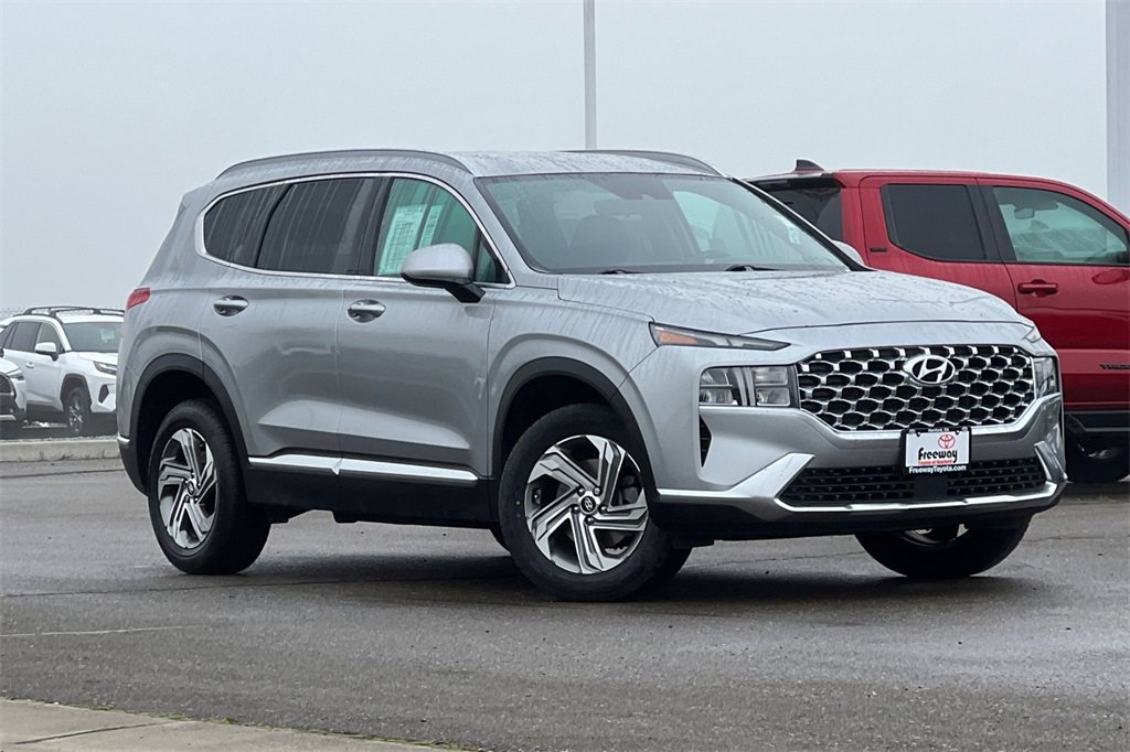 Used 2022 Hyundai Santa Fe SEL image 2