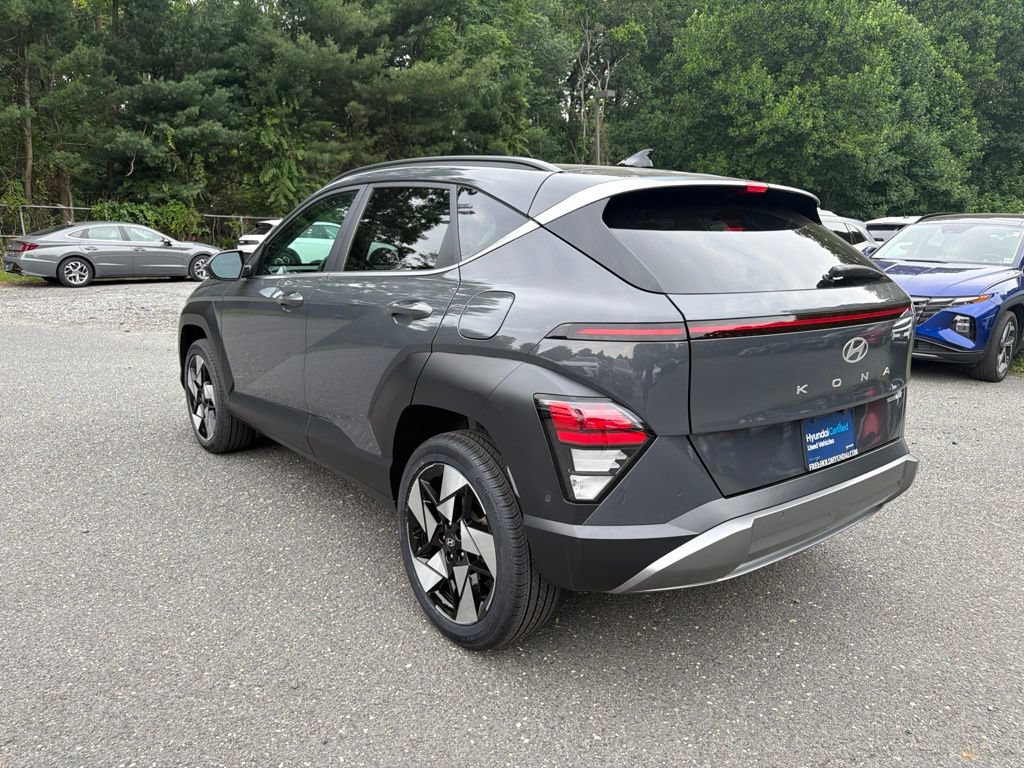 Certified 2024 Hyundai Kona Limited AWD/4WD image 4
