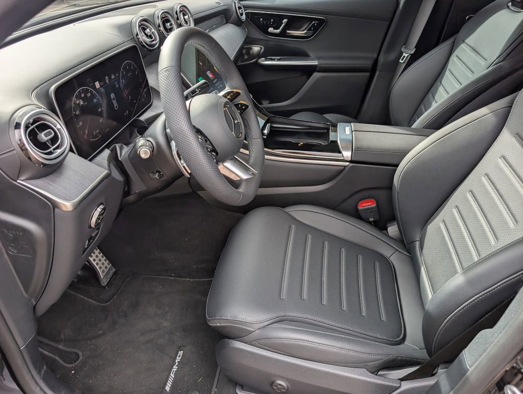 Used 2026 Mercedes-Benz GLC 300 4MATIC image 11