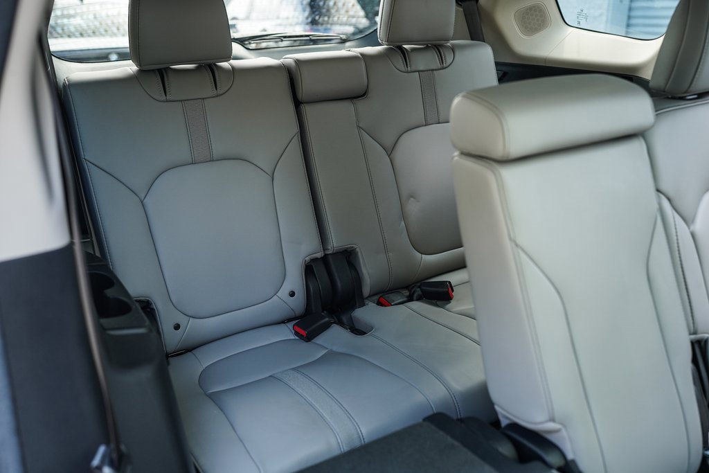 Used 2024 Honda Pilot Touring image 27