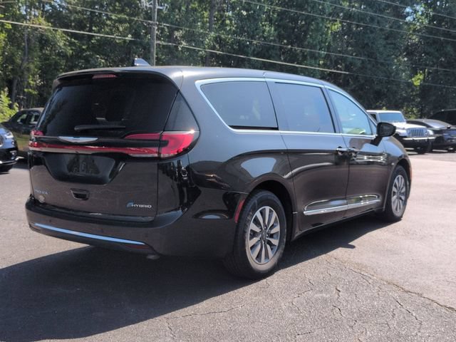 Used 2023 Chrysler Pacifica Limited FWD image 3