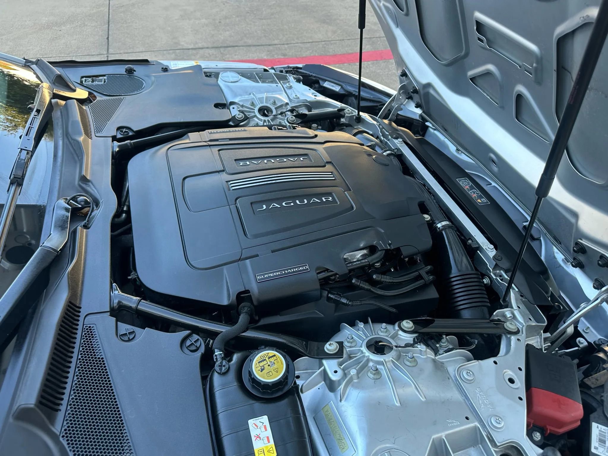 Used 2016 Jaguar F-TYPE S image 22