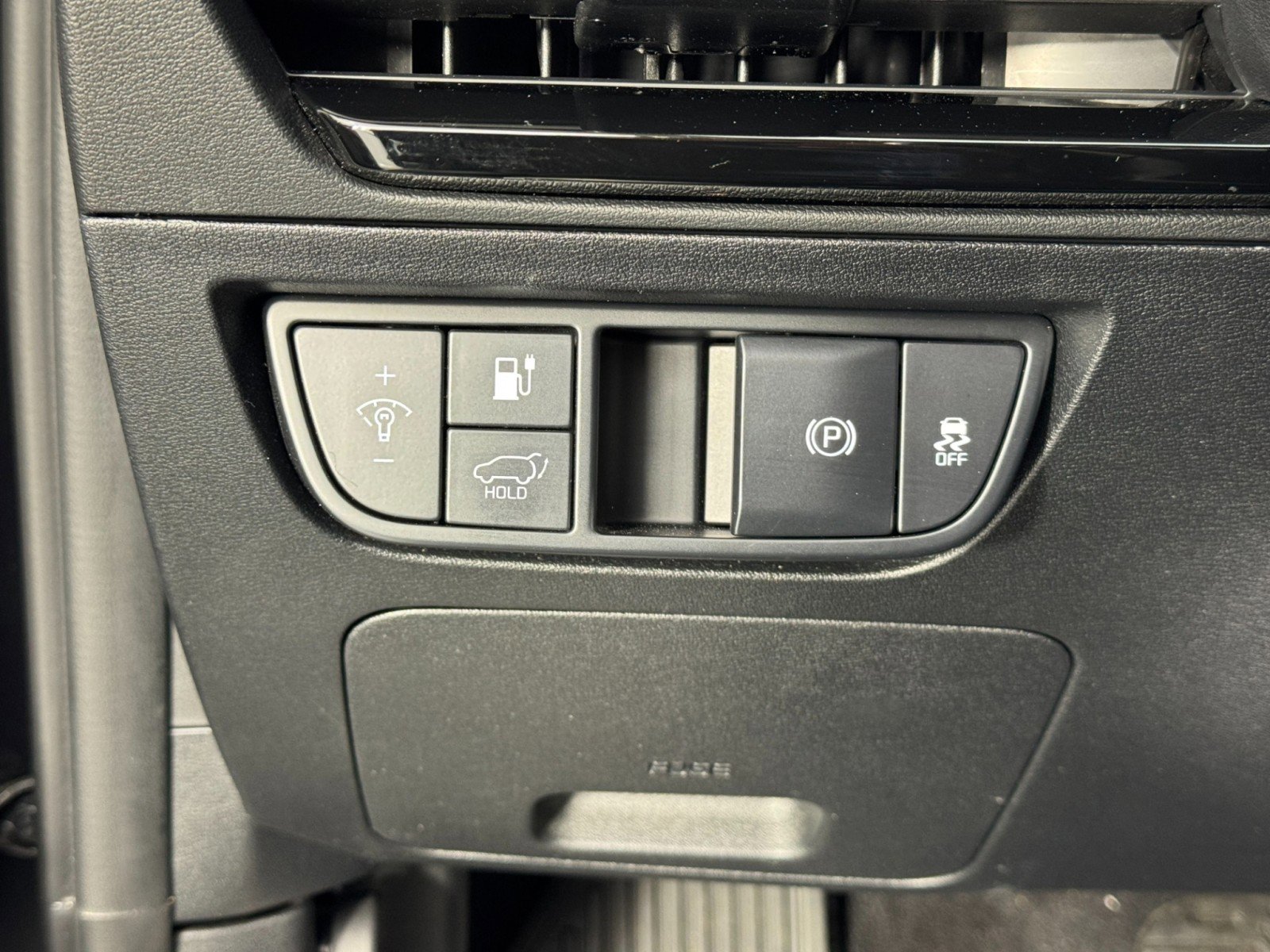 Used 2022 Kia EV6 Wind image 18