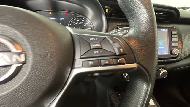 Used 2023 Nissan Kicks SV FWD image 16