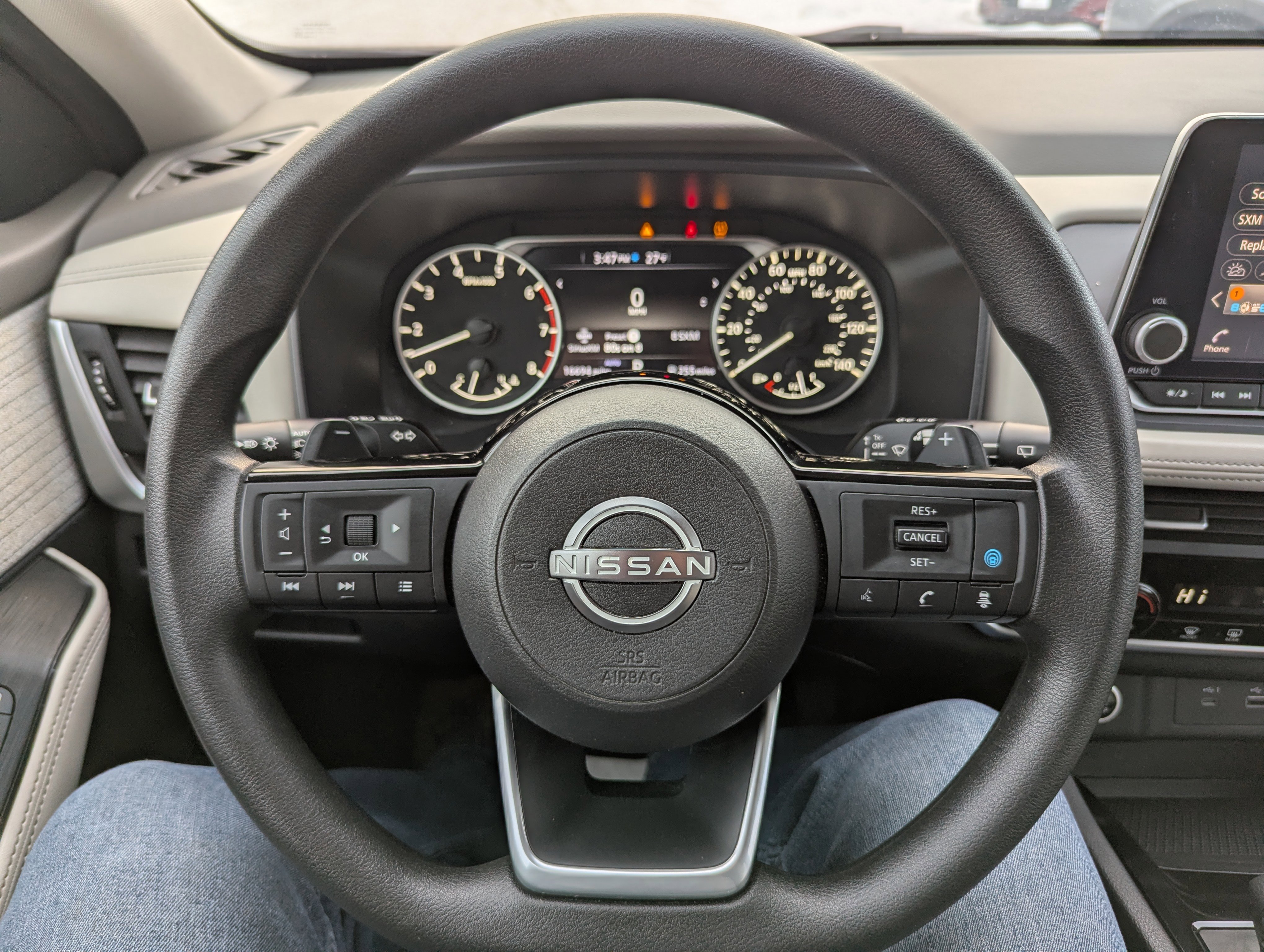 Used 2023 Nissan Rogue SV image 22