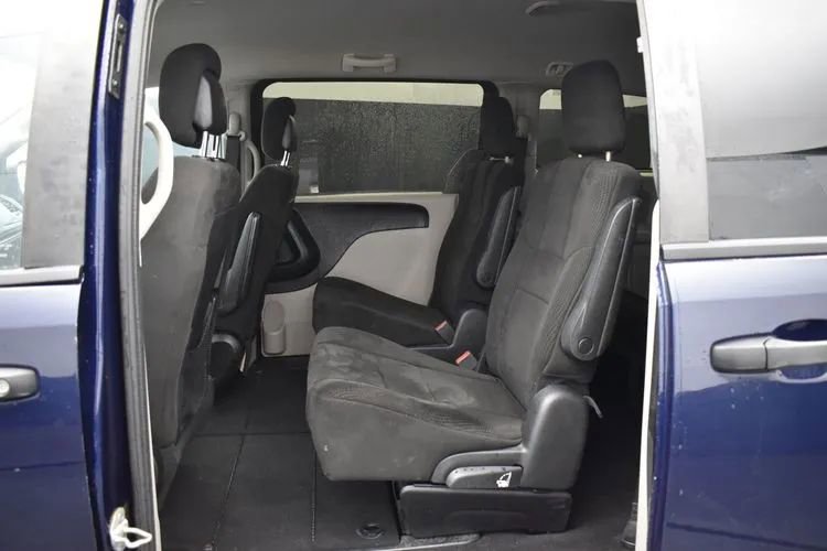 Used 2012 Dodge Grand Caravan American Value Package FWD image 15